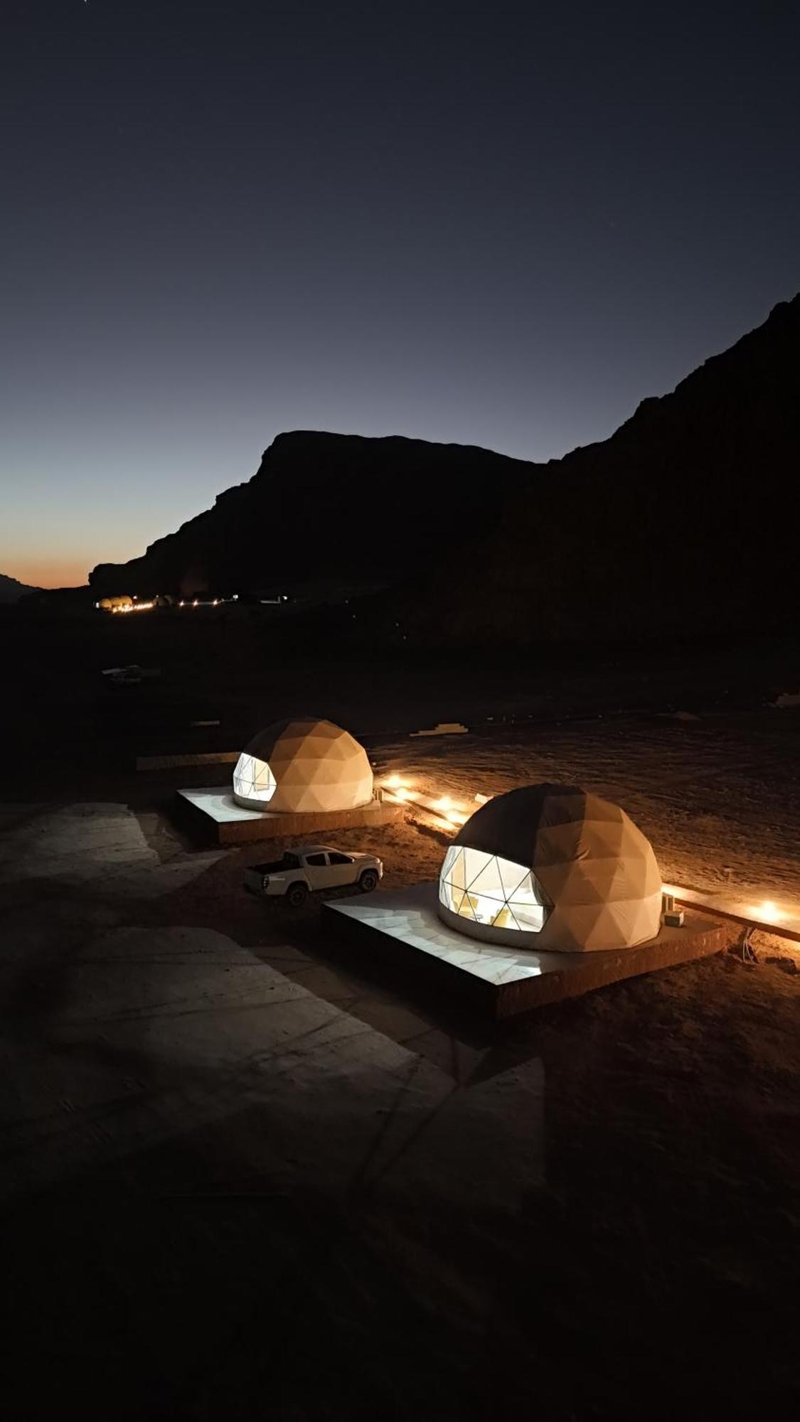 Rum Crystal Luxury Camp Wadi Rum Eksteriør billede